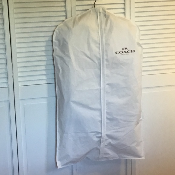 Coach Women’s Hooded Puffer Vest, size M, oyster color - Picture 5 of 11